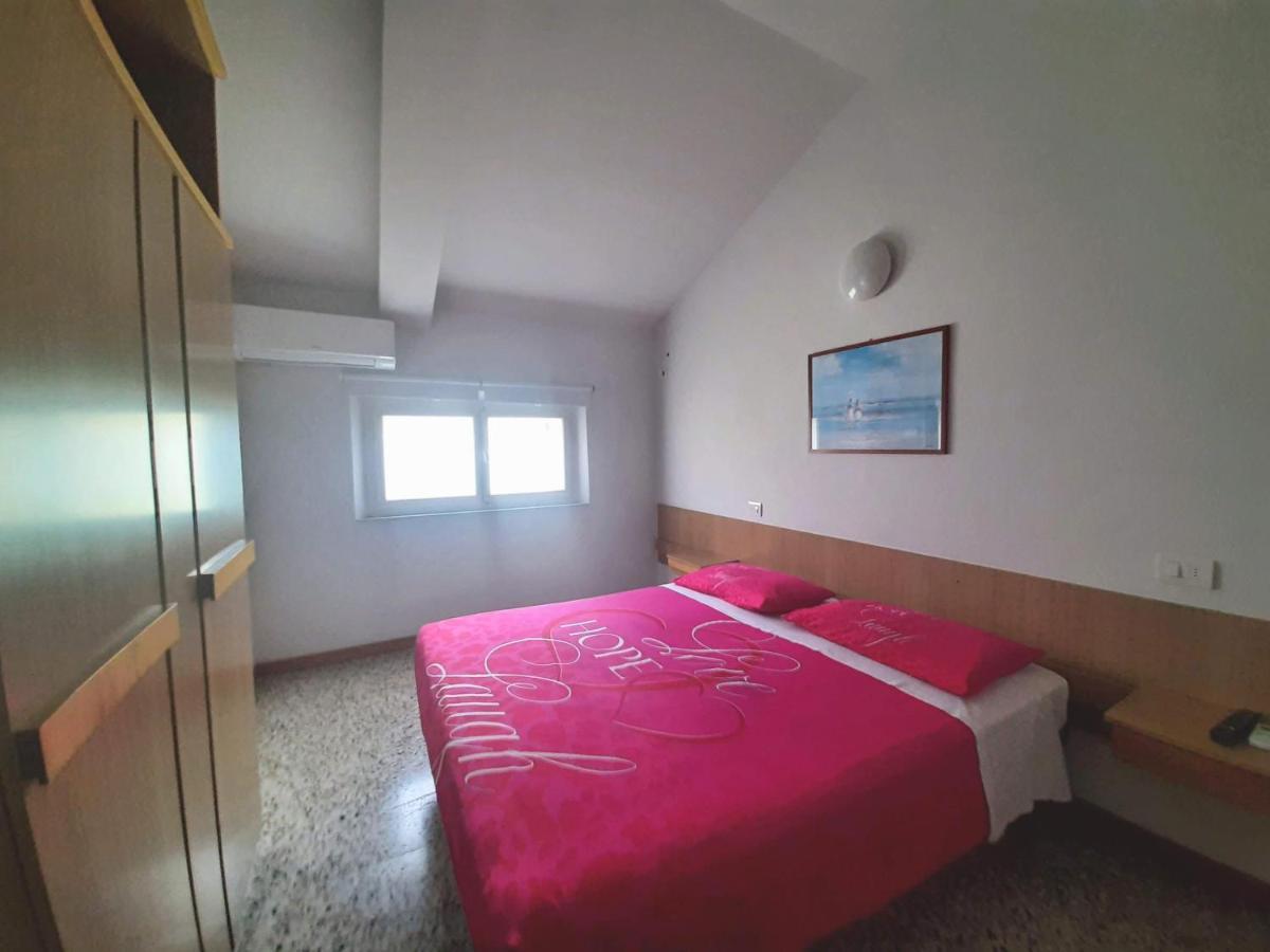 Hotel Amalfi 리미니 외부 사진