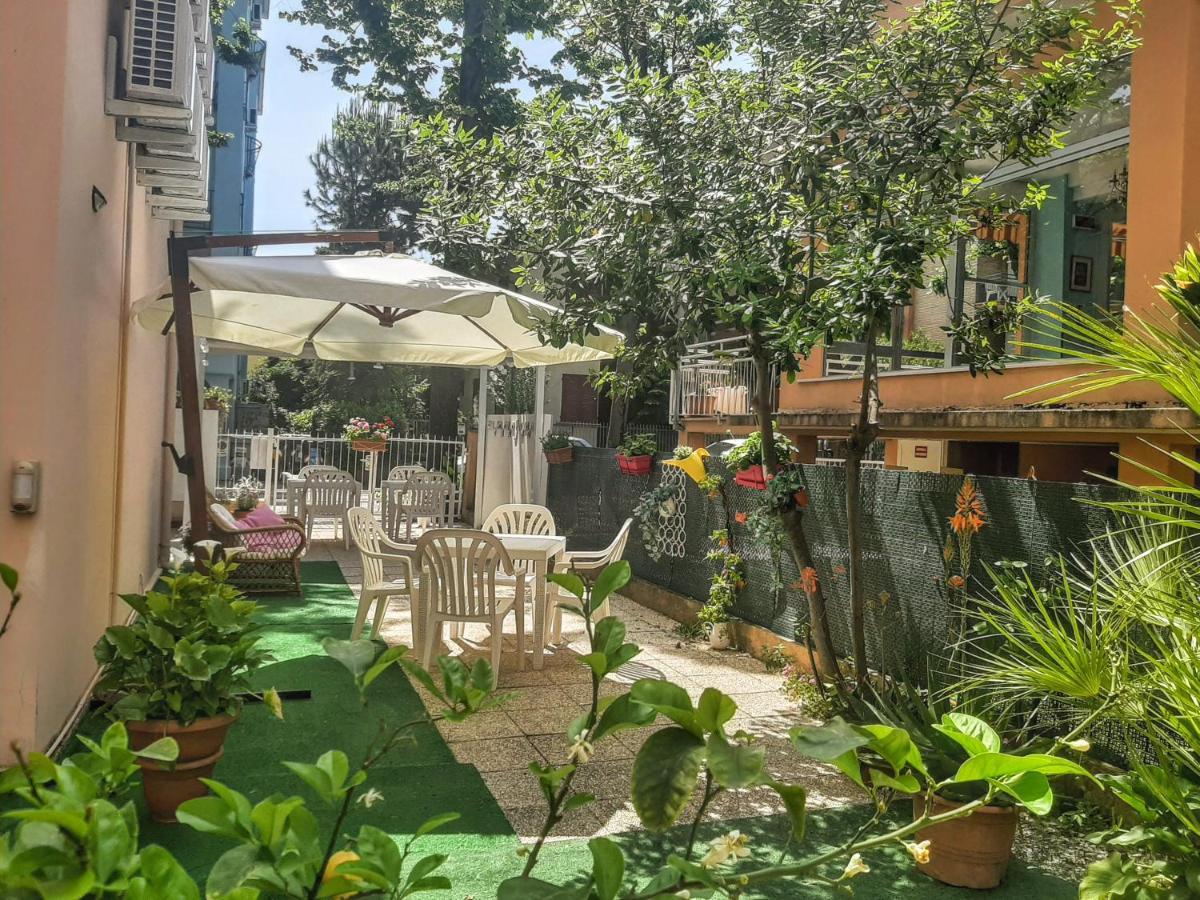 Hotel Amalfi 리미니 외부 사진