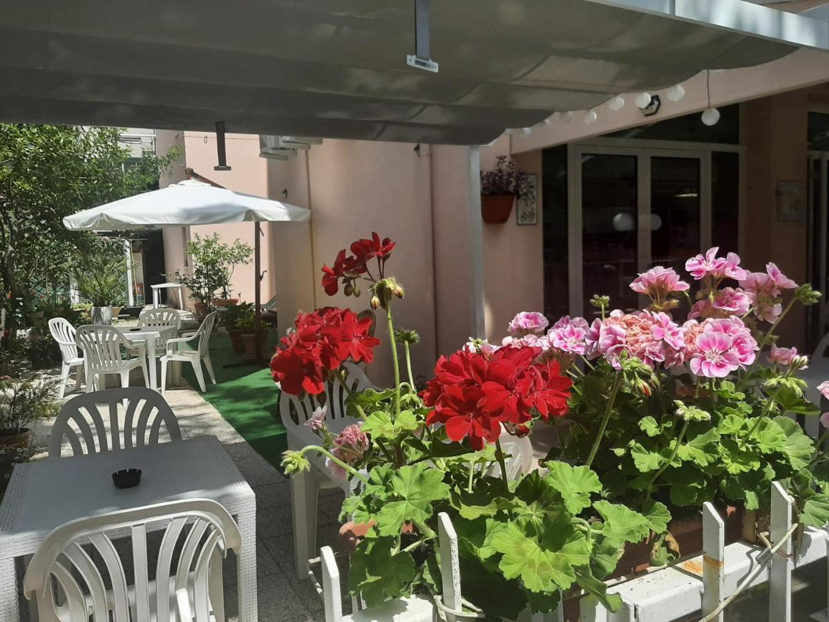Hotel Amalfi 리미니 외부 사진