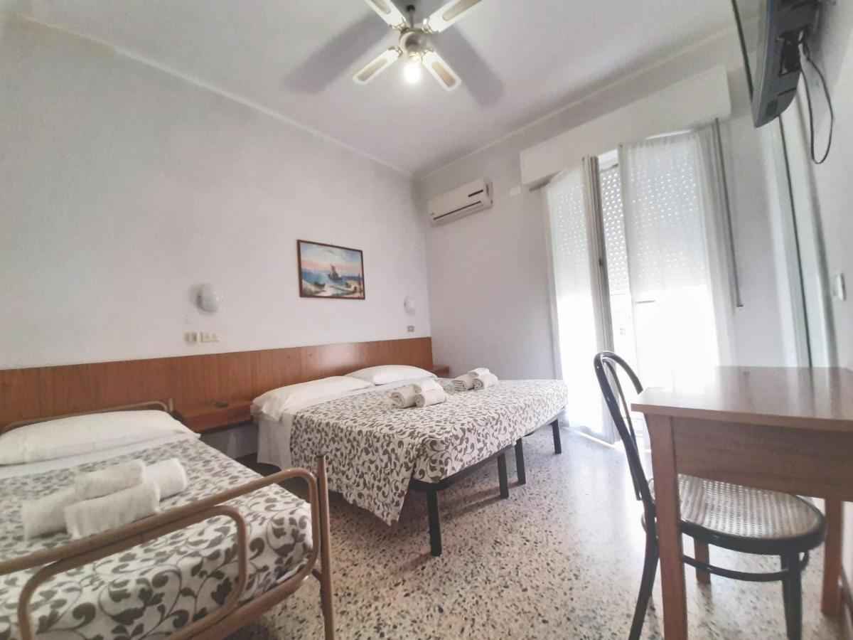 Hotel Amalfi 리미니 외부 사진